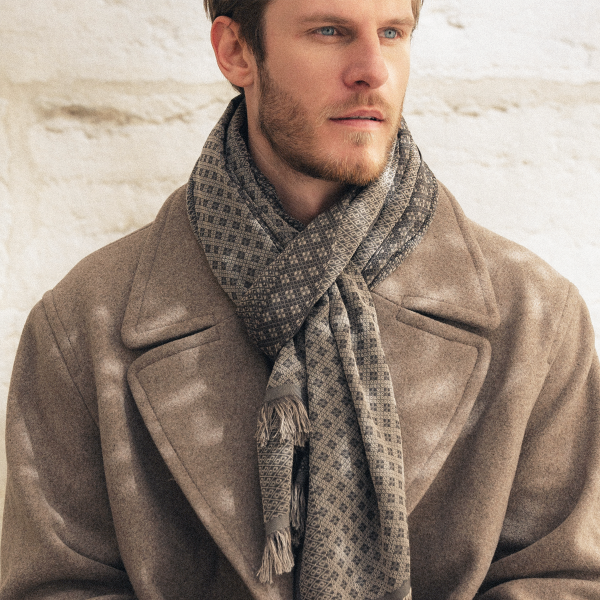 Losange-beige-cotton-silk-cashmere-men’s-scarf