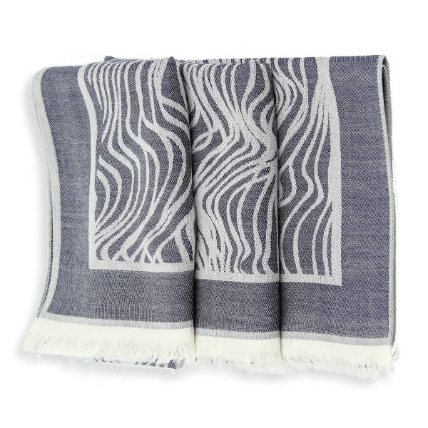 Navy-cashmere-men’s-stole-Tramage