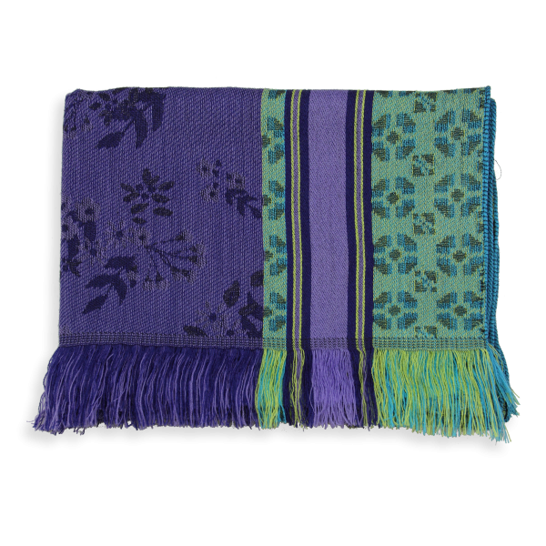 Women-stole-merino-wool-modal-purple-green-Rovaniemi-2A