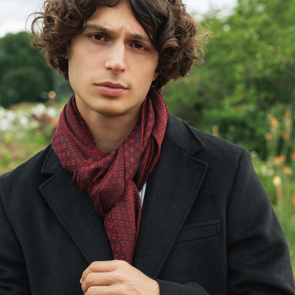 Red-silk-cashmere-cotton-men’s-scarf-Losange